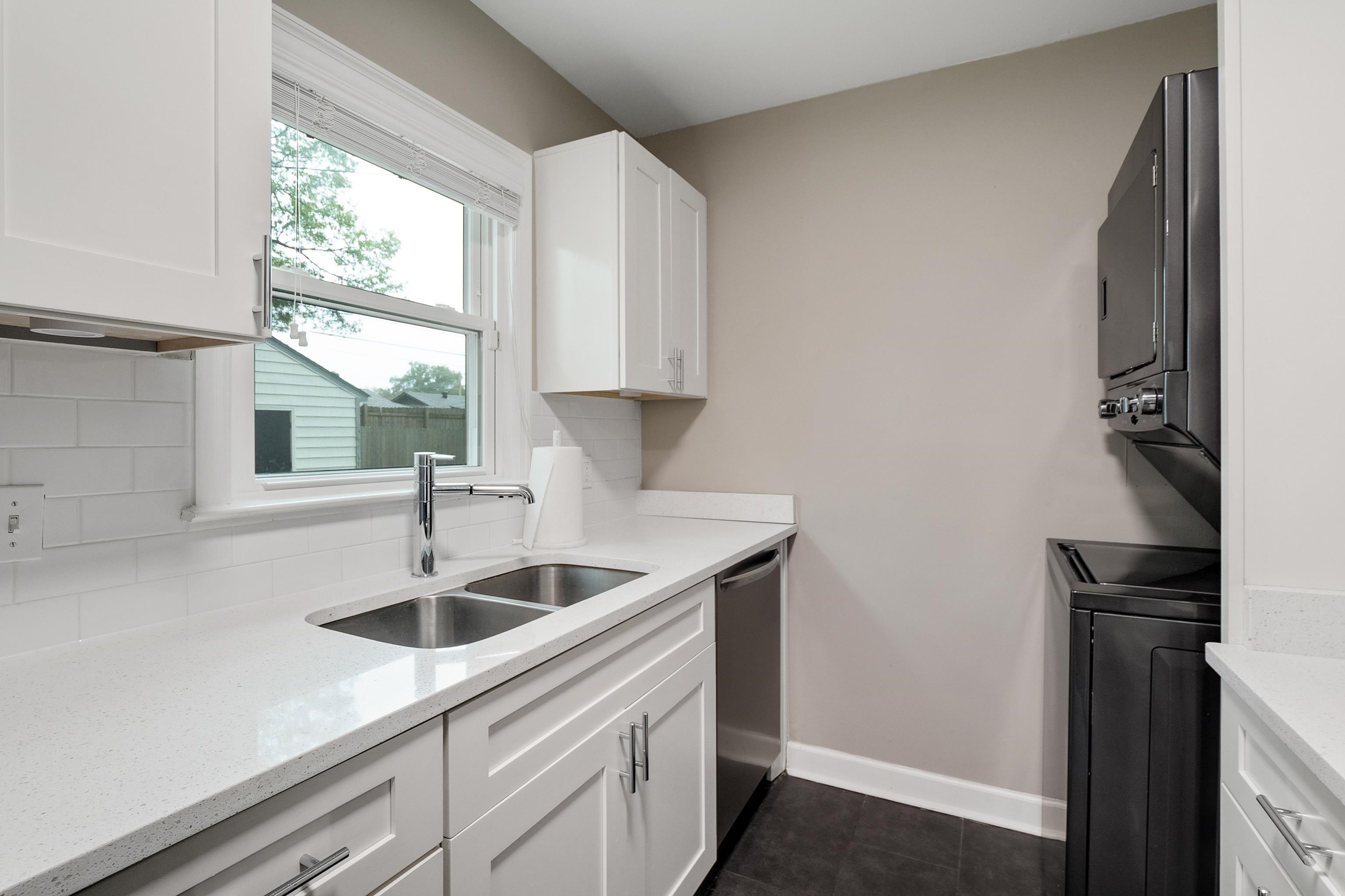 1790 Dearing Road Memphis, TN 38117 - Photo 8 of 20 Gallery Image 8