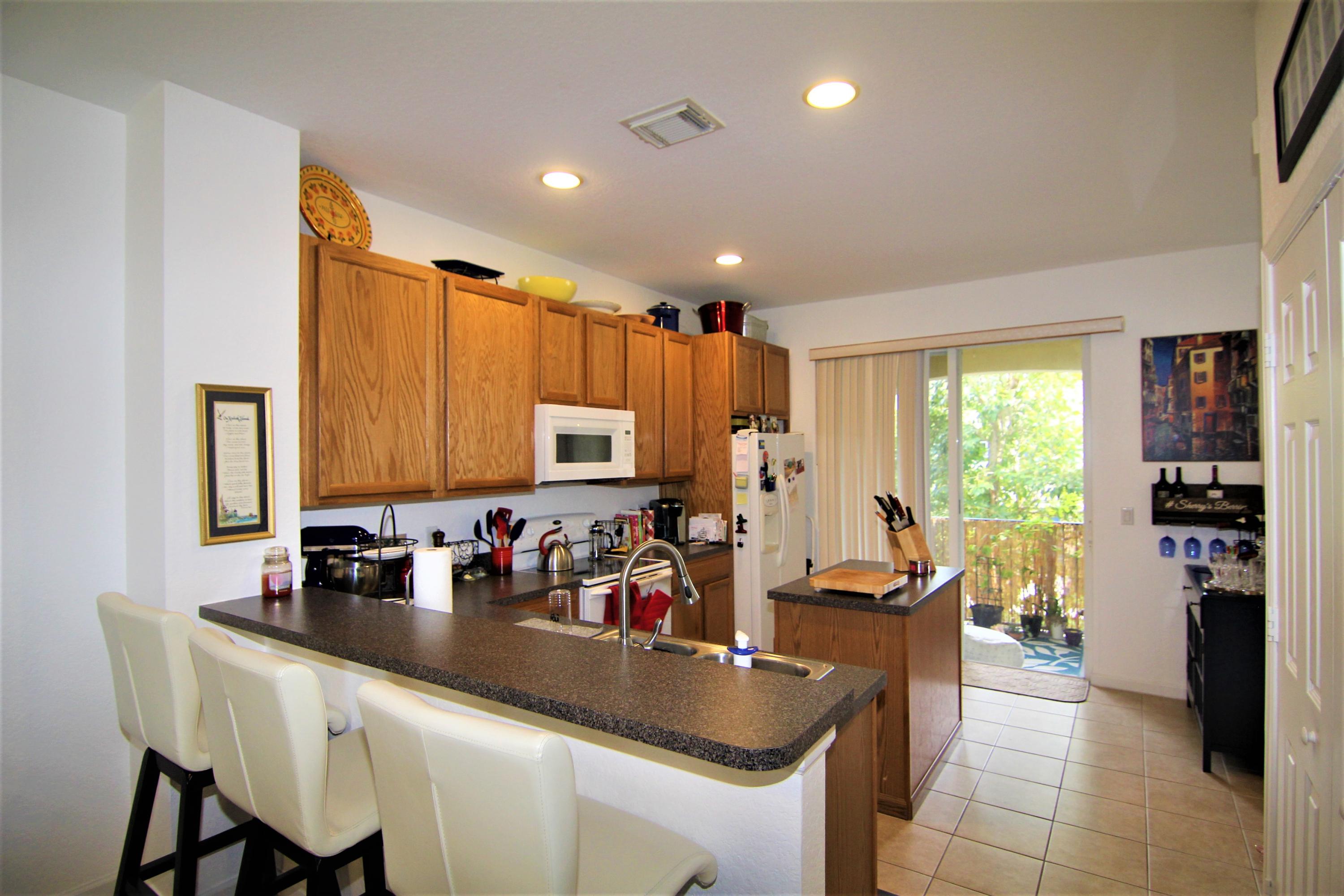 4615 Danson Way Delray Beach, FL 33445 - Photo 3 of 11 kitchen