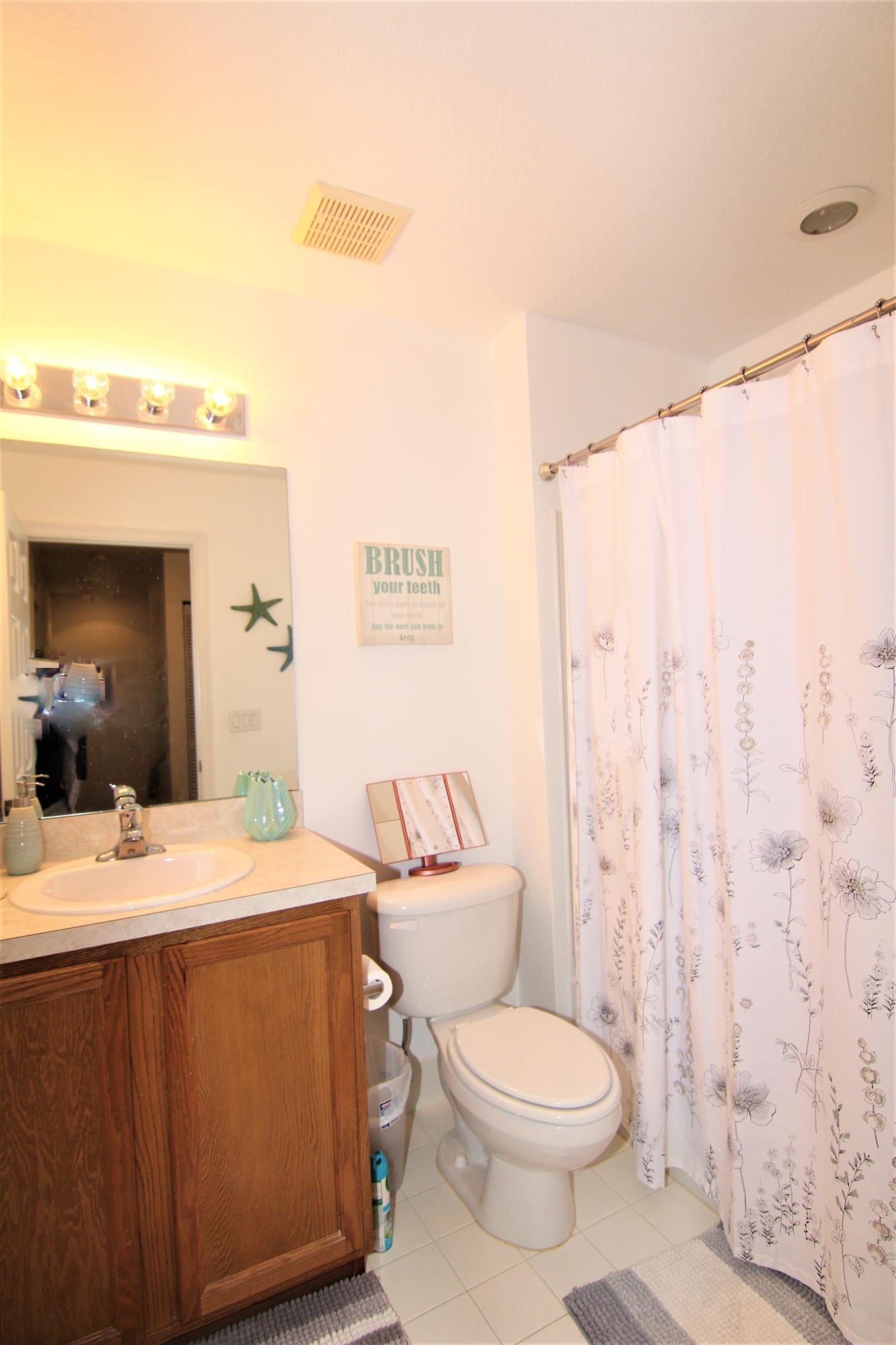 4615 Danson Way Delray Beach, FL 33445 - Photo 8 of 11 2nd bathroom