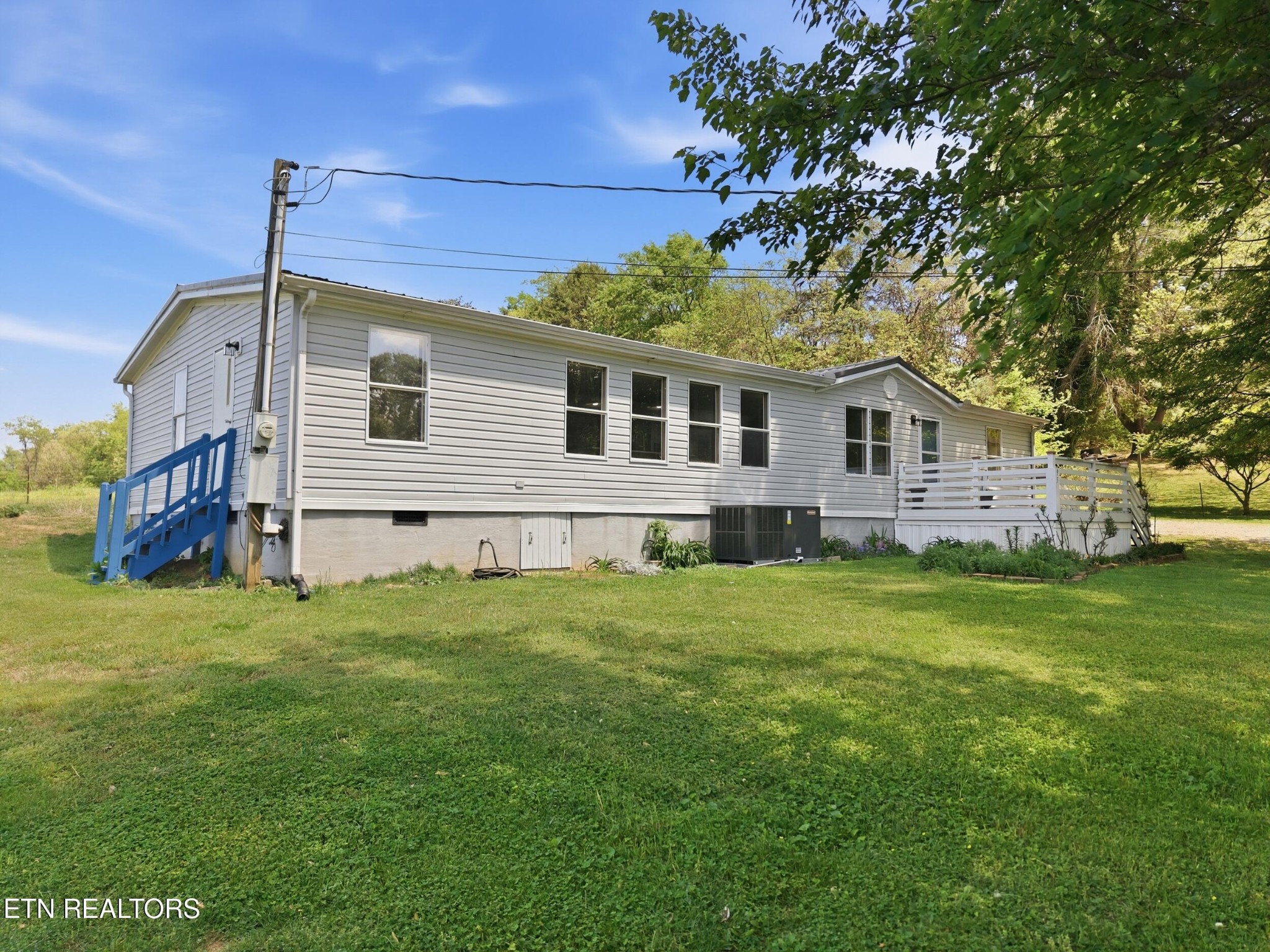 95 Lee Shirley Road Greenback, TN 37742 - Photo 2 of 54 Gallery Image 2