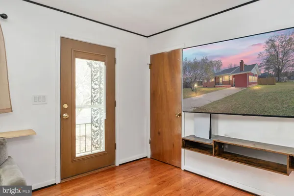 $350,000 | 160 12th Street, Colonial Beach, VA 22443