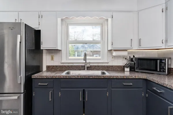 $350,000 | 160 12th Street, Colonial Beach, VA 22443