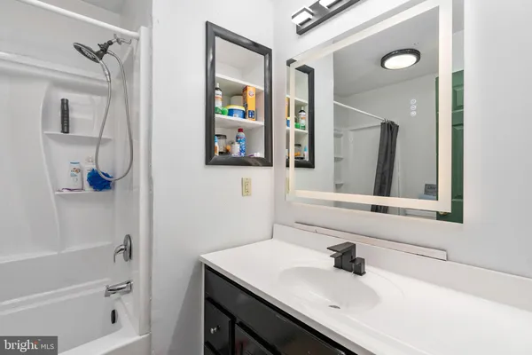 $350,000 | 160 12th Street, Colonial Beach, VA 22443