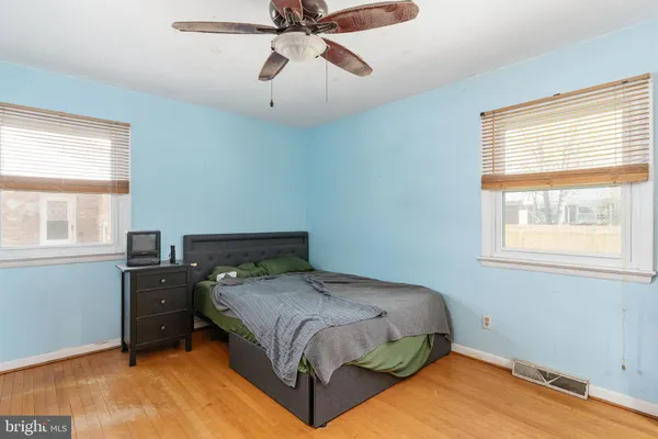 $350,000 | 160 12th Street, Colonial Beach, VA 22443