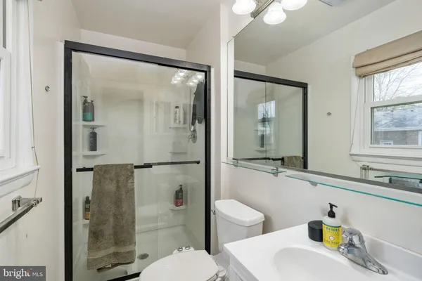 $350,000 | 160 12th Street, Colonial Beach, VA 22443