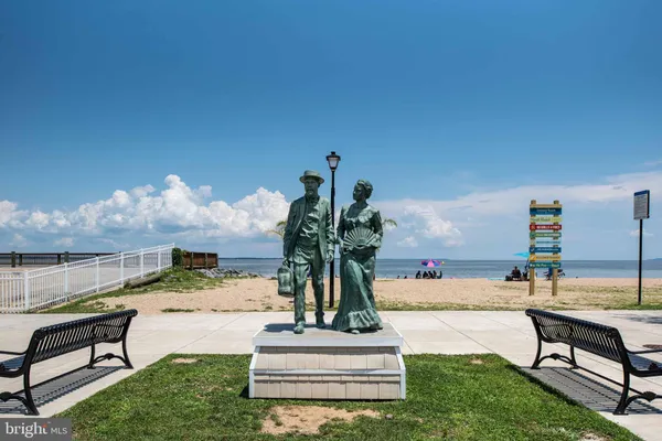 $350,000 | 160 12th Street, Colonial Beach, VA 22443