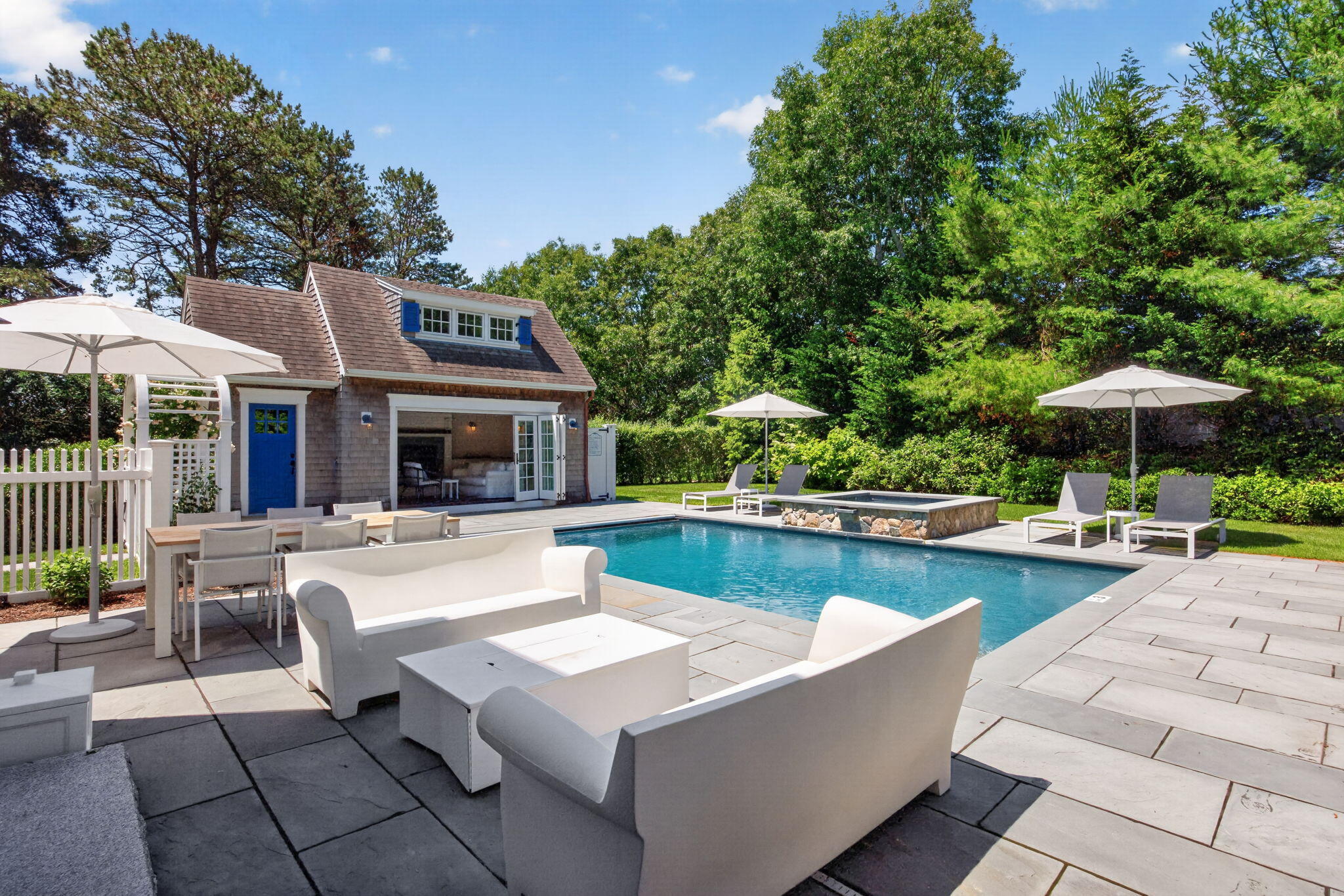 141 Point Hill Road West Barnstable, MA 02668 - Photo 58 of 67 Outdoor sitting area - 57-8P0A6547