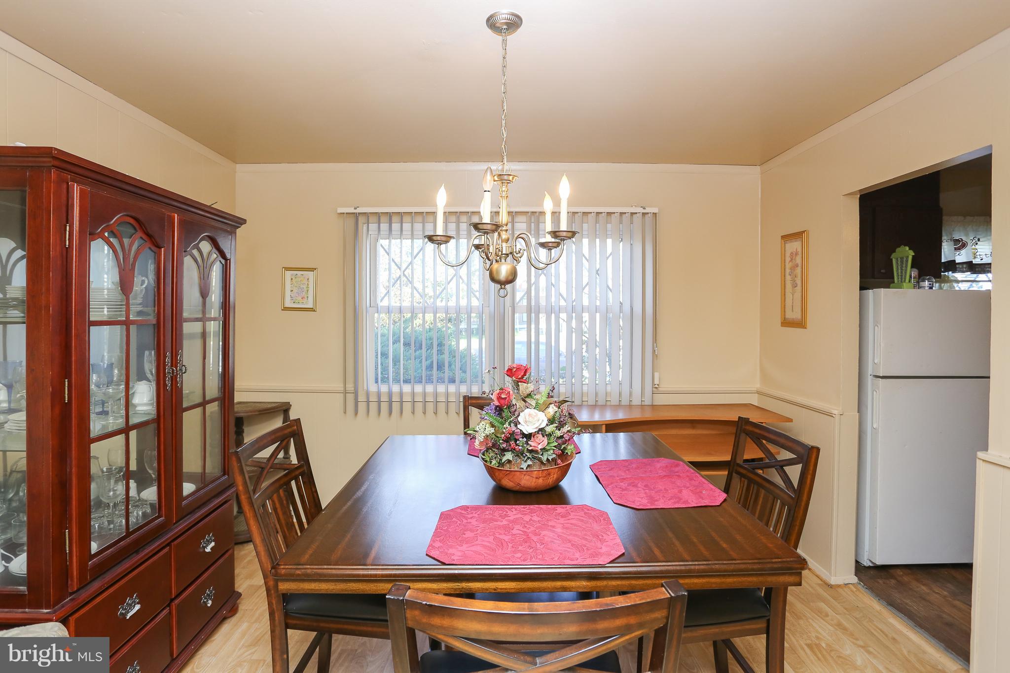 7141 Fairbrook Road Baltimore, MD 21244 - Photo 6 of 28 Dining Room