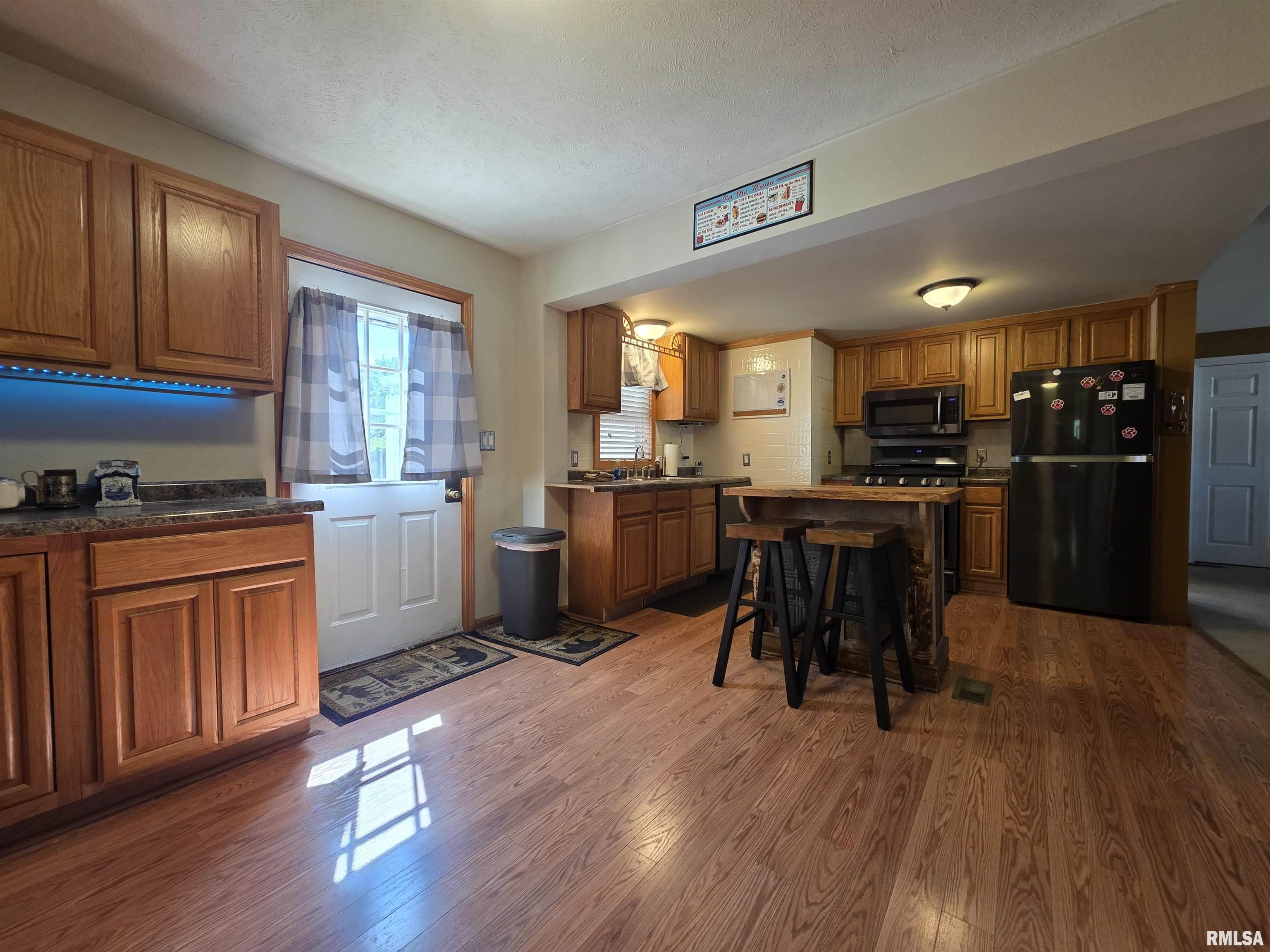 1406 Henrietta Street Pekin, IL 61554 - Photo 14 of 26