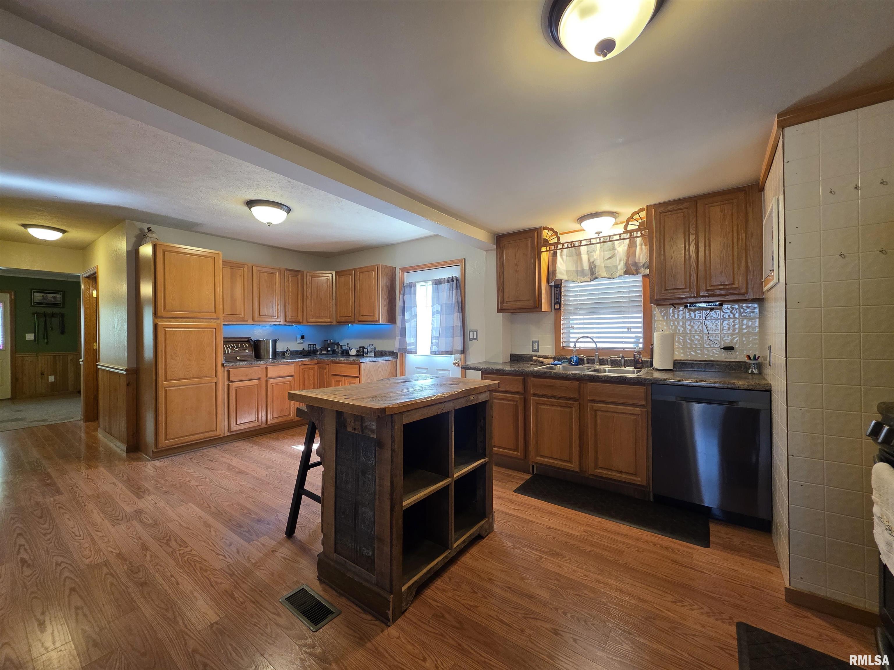1406 Henrietta Street Pekin, IL 61554 - Photo 16 of 26