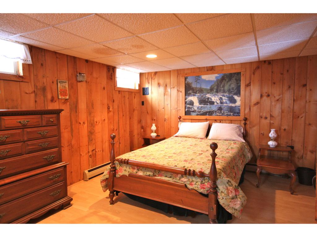 583 Cy Parker Road Mount Holly, VT 05742 - Photo 13 of 36