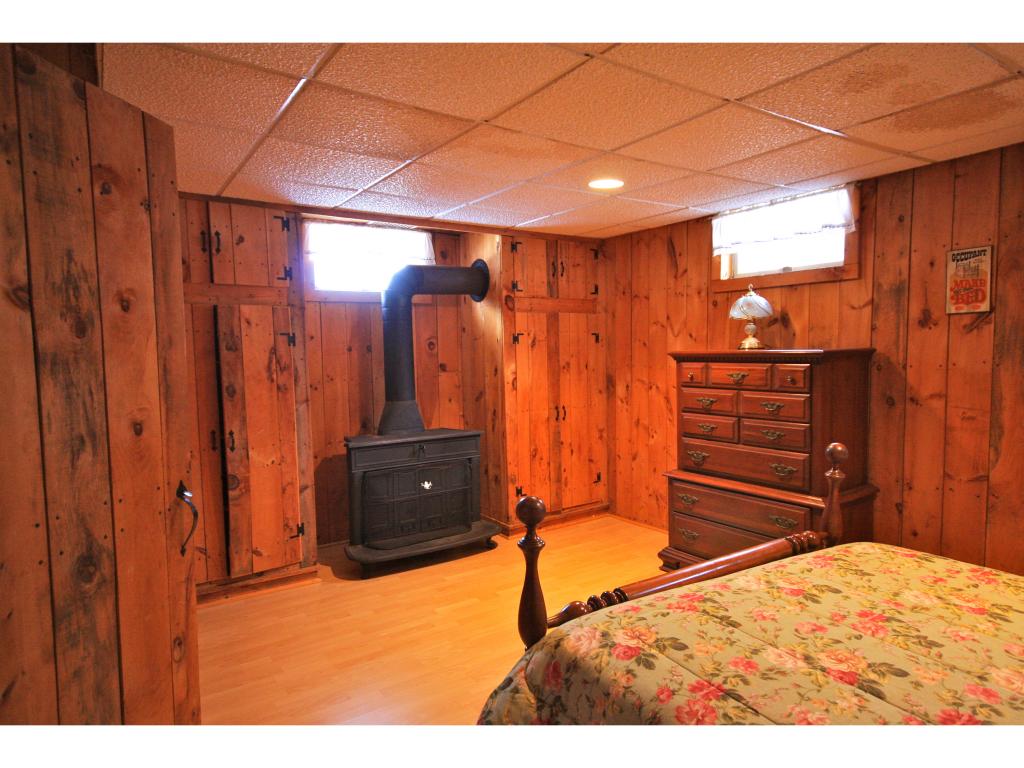 583 Cy Parker Road Mount Holly, VT 05742 - Photo 14 of 36