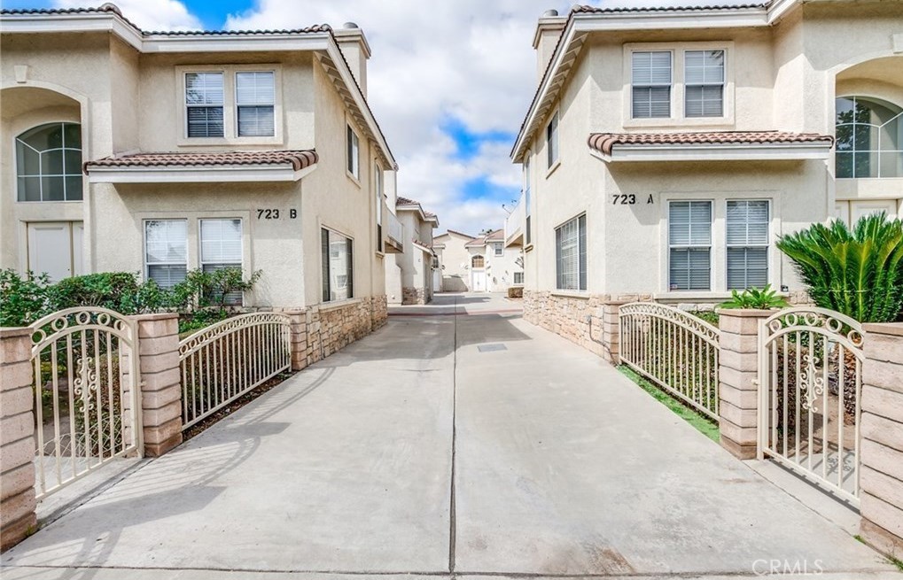 723 South Sierra Vista Avenue, Unit C Alhambra, CA 91801 - Photo 1 of 10