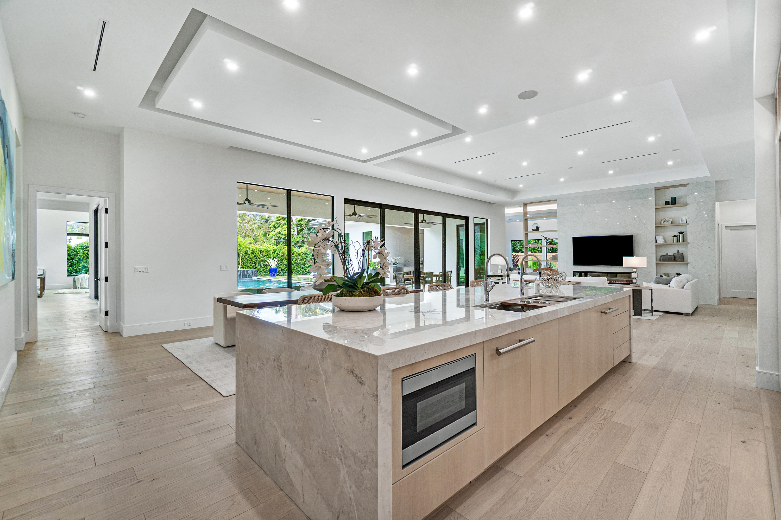 2101 Banyan Road Boca Raton, FL 33432 - Photo 15 of 76 Kitchen