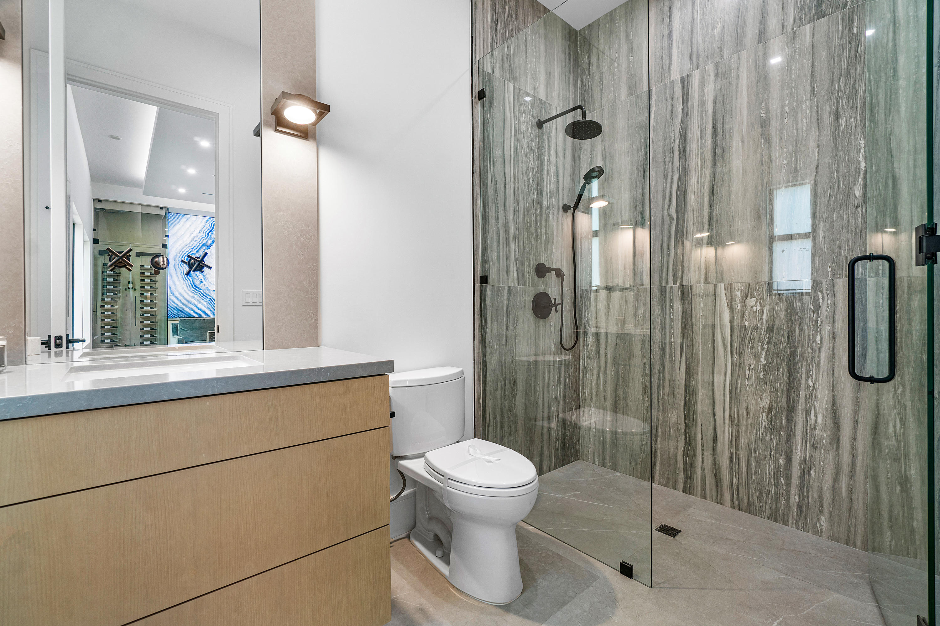 2101 Banyan Road Boca Raton, FL 33432 - Photo 25 of 76 Club Room Bathroom