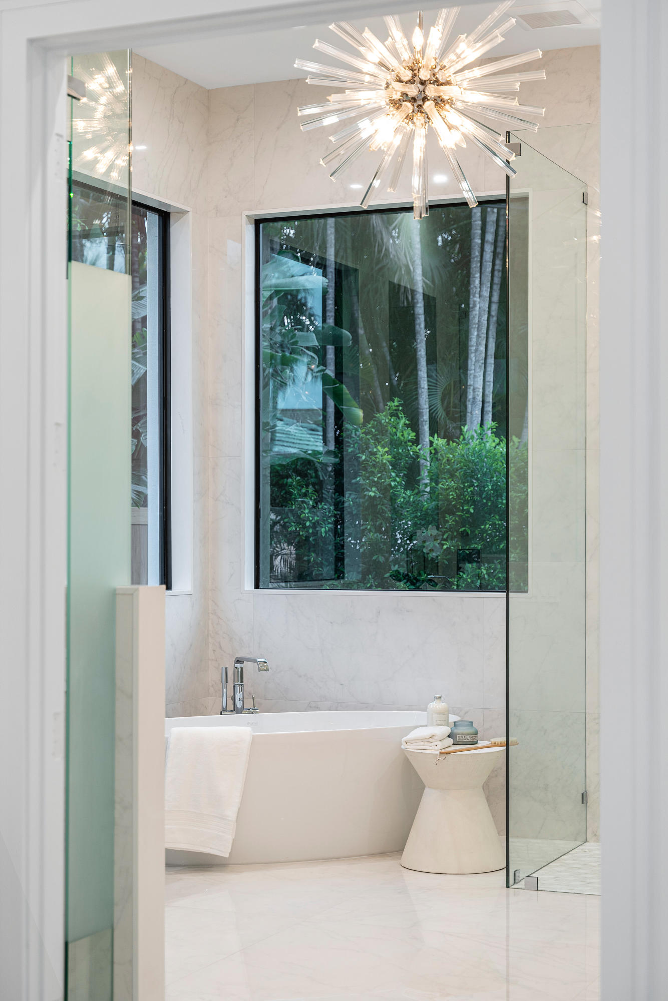 2101 Banyan Road Boca Raton, FL 33432 - Photo 33 of 76 Master Bathroom