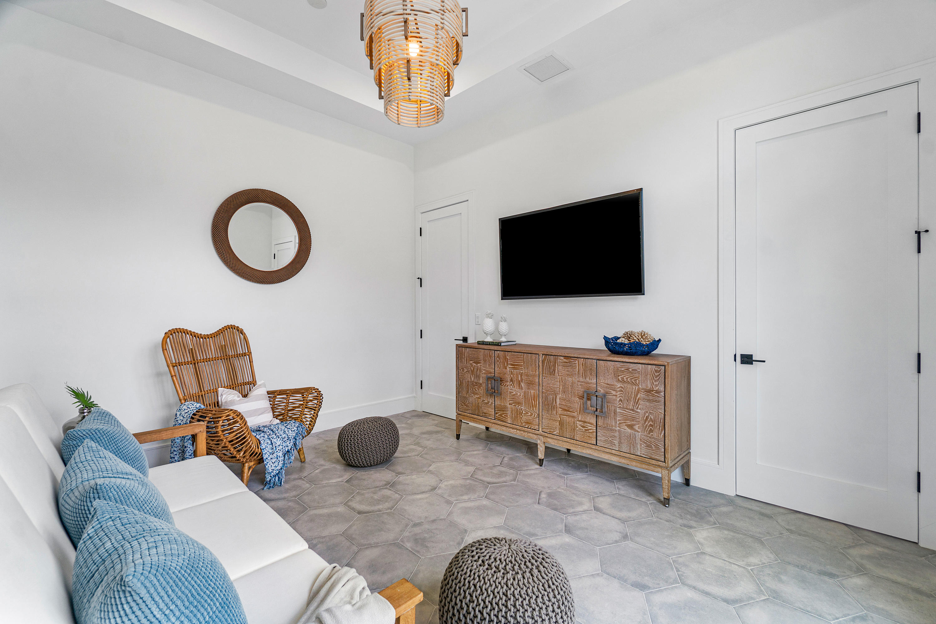 2101 Banyan Road Boca Raton, FL 33432 - Photo 47 of 76 Pool House/Guest Suite