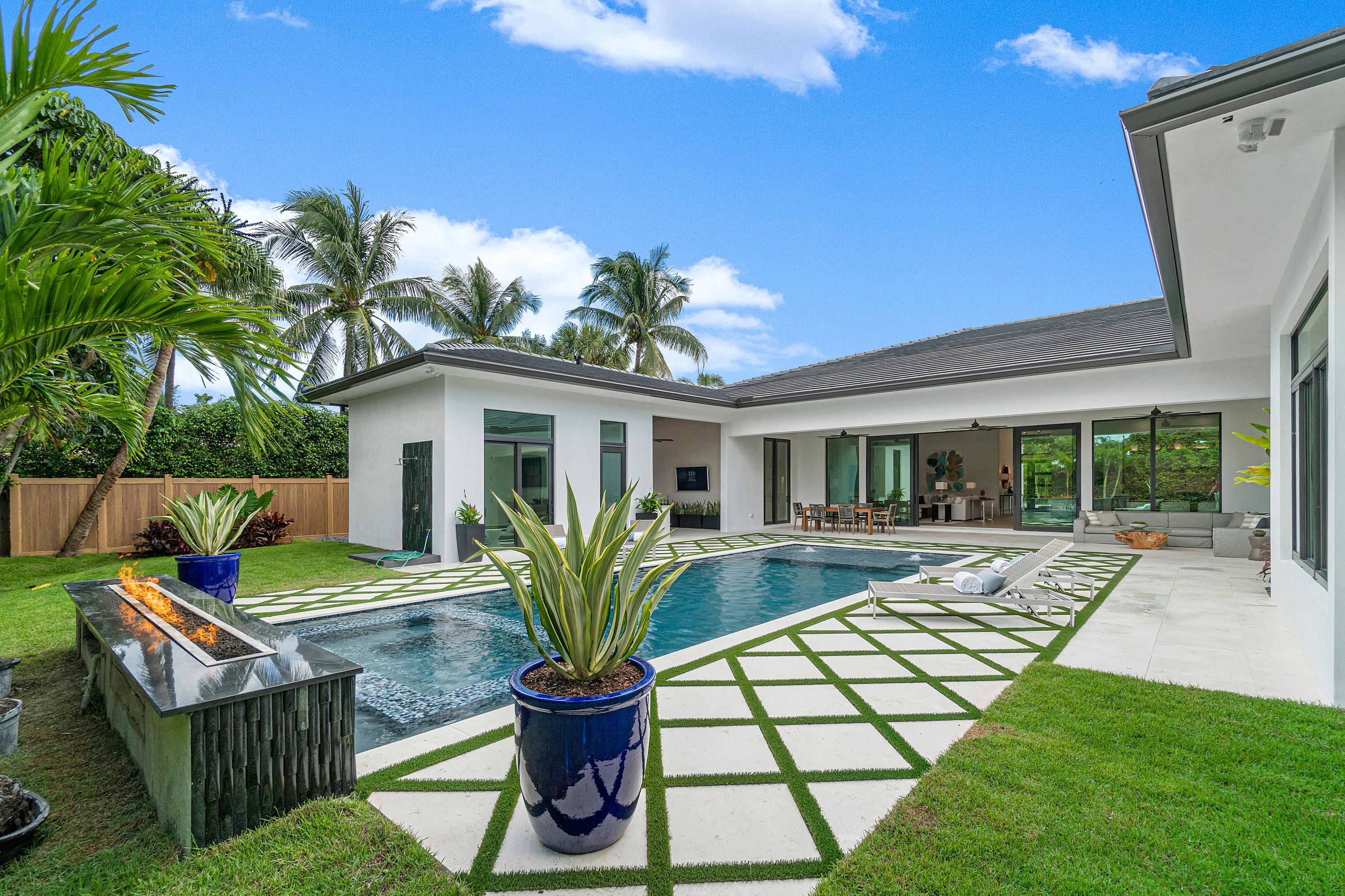 2101 Banyan Road Boca Raton, FL 33432 - Photo 61 of 76 Backyard