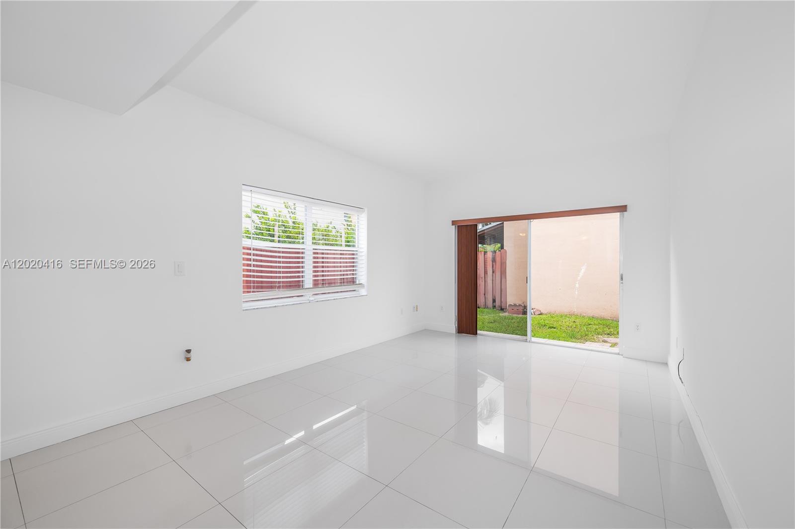 4668 Southwest 153rd Court Miami, FL 33185 - Photo 3 of 37
