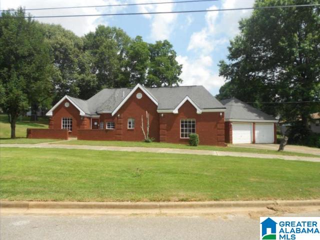 1725 Patch Place Anniston, AL 36201 - Photo 1 of 16
