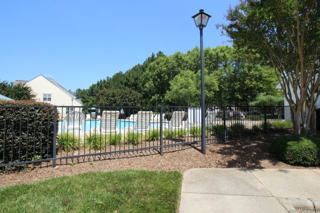 8134 Rudolph Road, Unit 2402 Charlotte, NC 28216 - Photo 8 of 8