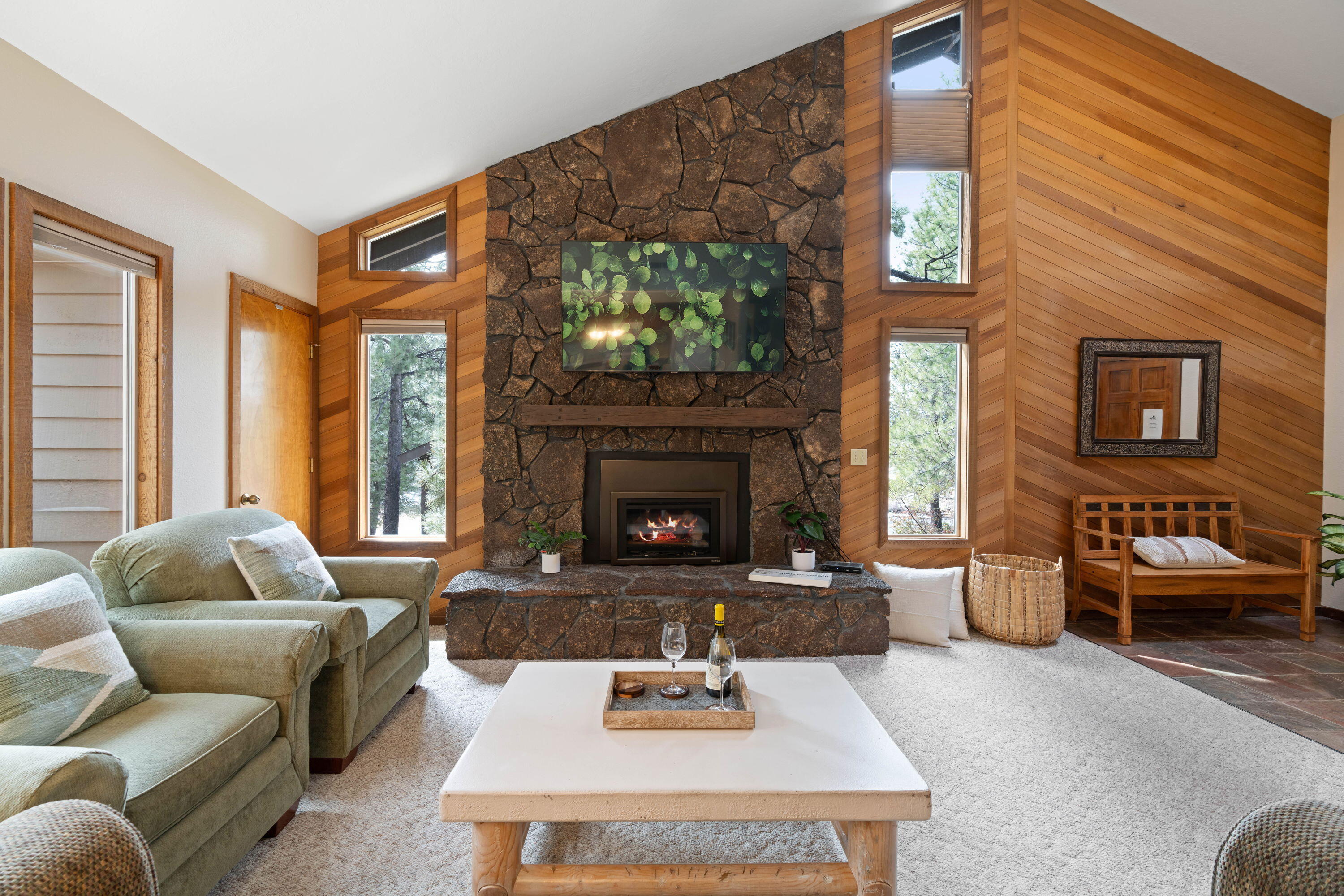 57326 Beaver Ridge Loop, Unit 12 Sunriver, OR 97707 - Photo 8 of 33