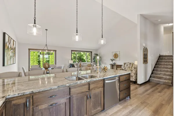 $539,900 | 9972 14th Circle Northeast, St. Michael, MN 55376