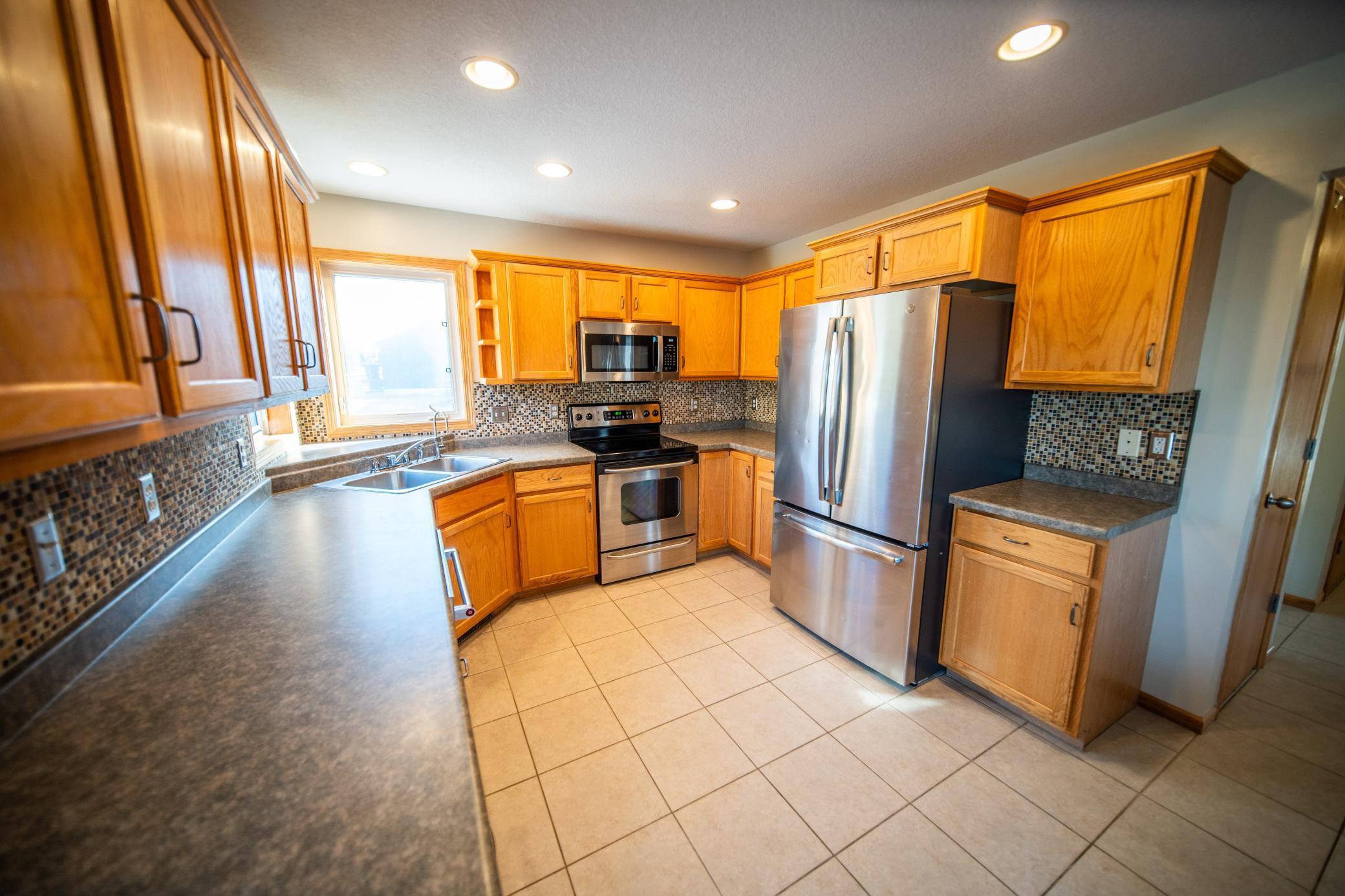 5259 Florence Drive Northwest Rochester, MN 55901 - Photo 13 of 49