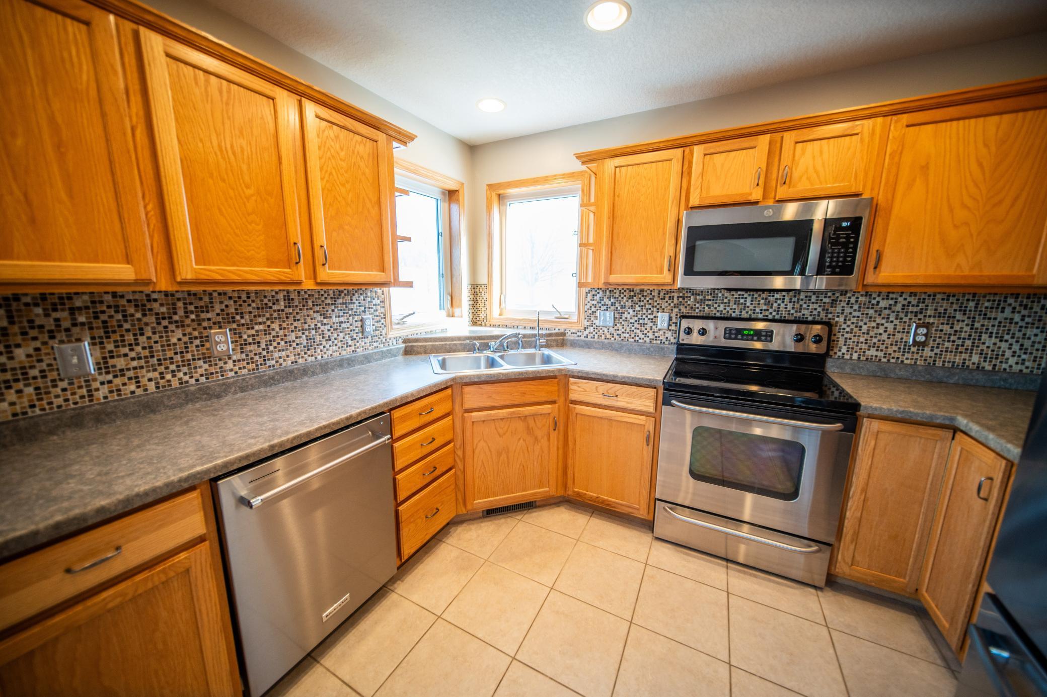 5259 Florence Drive Northwest Rochester, MN 55901 - Photo 15 of 49