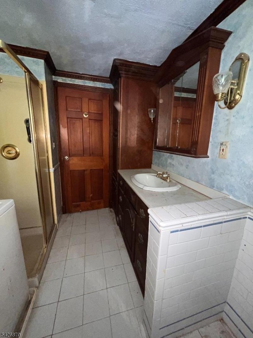 900 Primrose Path Newton, NJ 07860 - Photo 7 of 11
