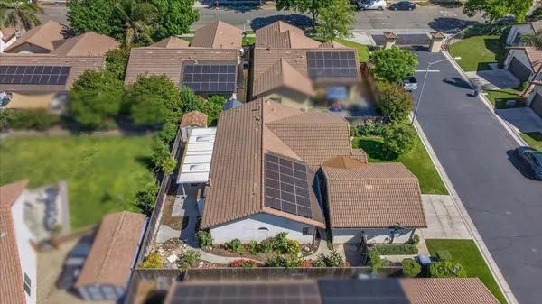 $400,000 | 4678 West Rosetta Drive, Fresno, CA 93722