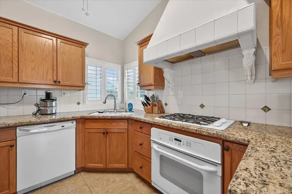 $400,000 | 4678 West Rosetta Drive, Fresno, CA 93722