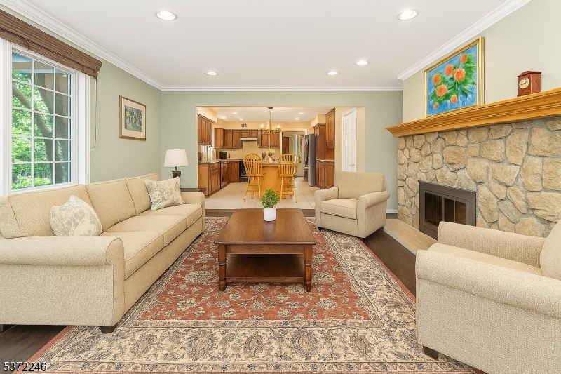 56 Woodland Road Randolph, NJ 07869 - Photo 12 of 42