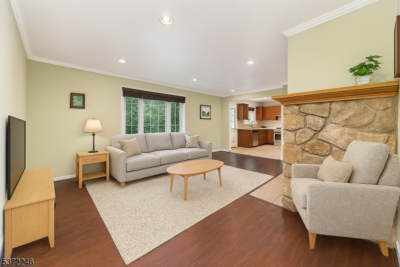 56 Woodland Road Randolph, NJ 07869 - Photo 13 of 42