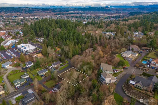 $240,000 | 1900 5th Street Southeast, Puyallup, WA 98372