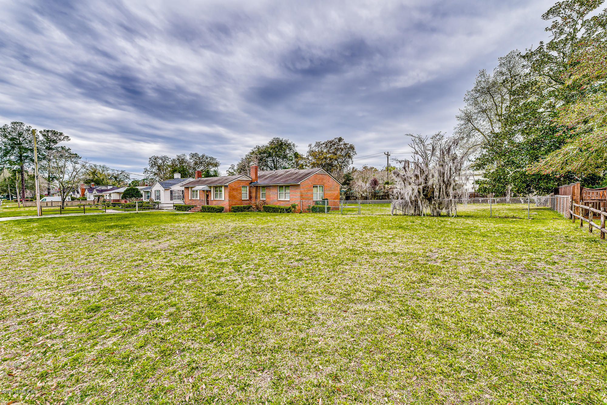1704 Mayview Road Jacksonville, FL 32210 - Photo 4 of 30 1704 Mayview Rd-2856