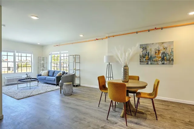 $1,650 | 327 Pine Street, Unit 1012, Pawtucket, RI 02860