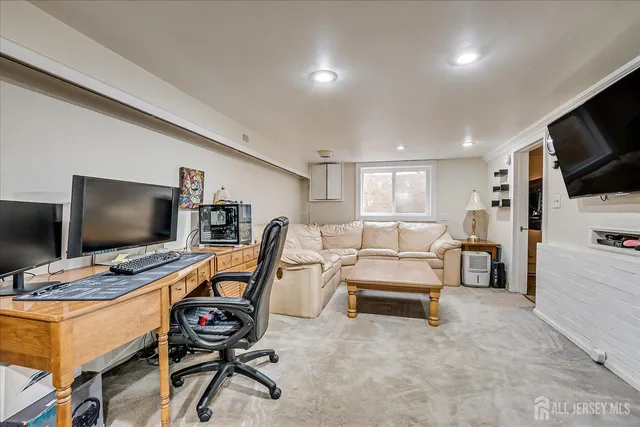 $650,000 | 1072 Bordentown Avenue, Sayreville, NJ 08859