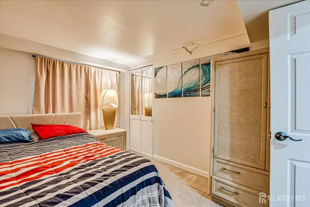 $650,000 | 1072 Bordentown Avenue, Sayreville, NJ 08859