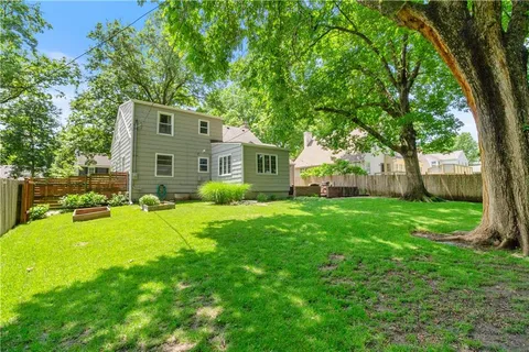 $539,000 | 1204 West 70th Terrace, Kansas City, MO 64113