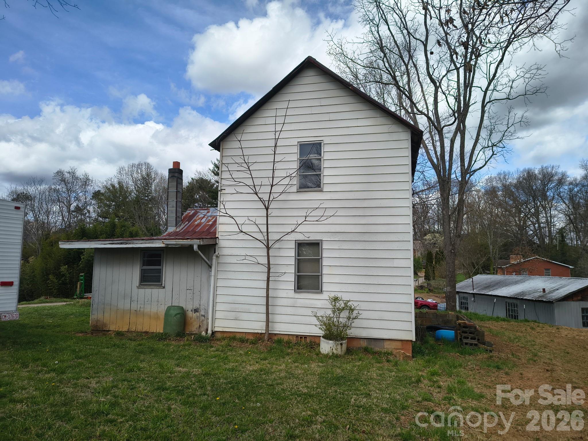 101 Knight Drive Clyde, NC 28721 - Photo 6 of 18