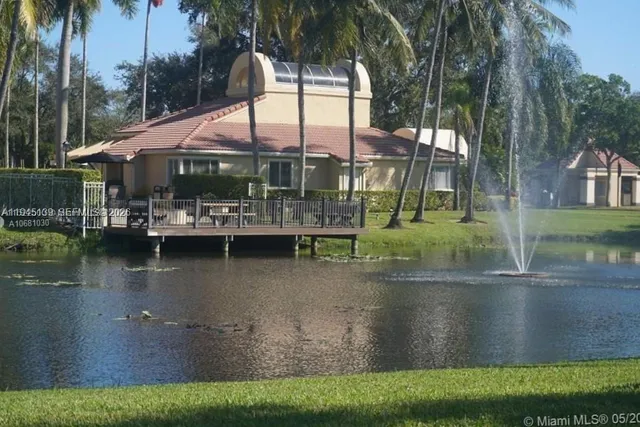 $2,100 | 621 Lyons Road, Unit 9101, Coconut Creek, FL 33063