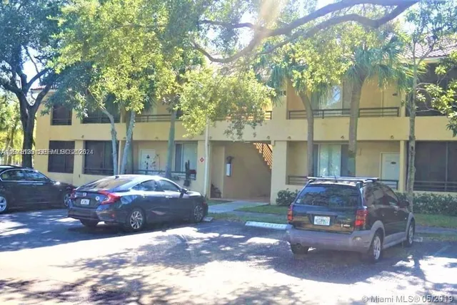 $2,100 | 621 Lyons Road, Unit 9101, Coconut Creek, FL 33063