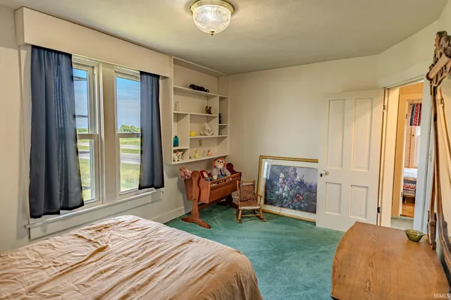 $375,000 | 4800 Highway 41, Boswell, IN 47921