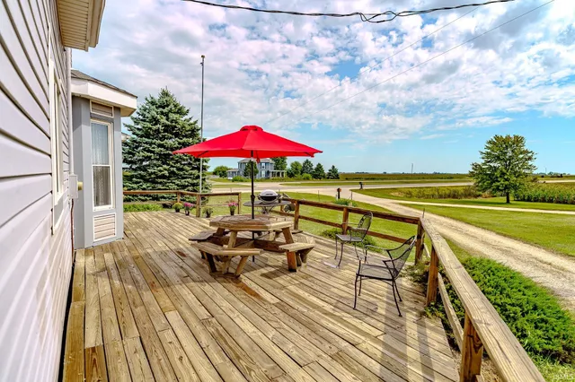 $375,000 | 4800 Highway 41, Boswell, IN 47921