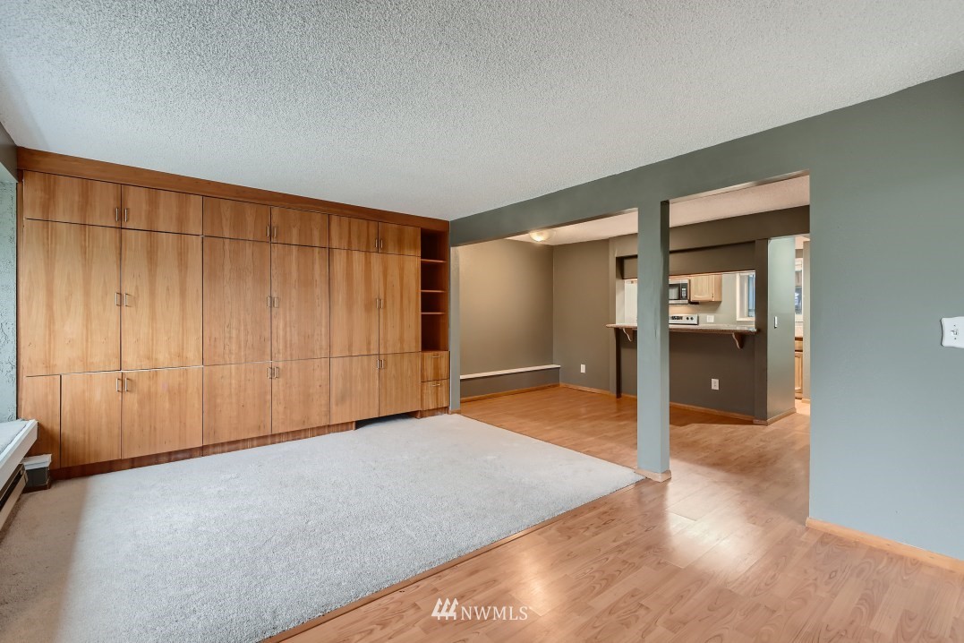7577 Old Redmond Road, Unit 7 Redmond, WA 98052 - Photo 4 of 21 wooden floor in an empty room