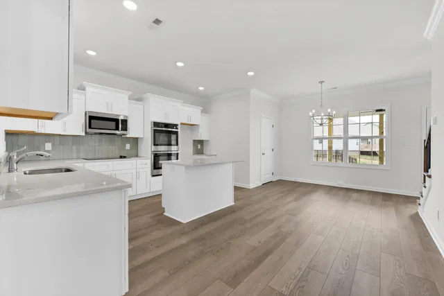 $444,900 | 365 Kingland Lane, Clarksville, TN 37043