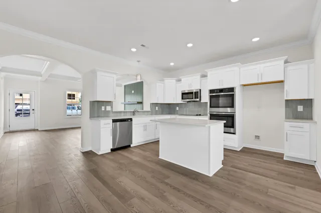 $444,900 | 365 Kingland Lane, Clarksville, TN 37043