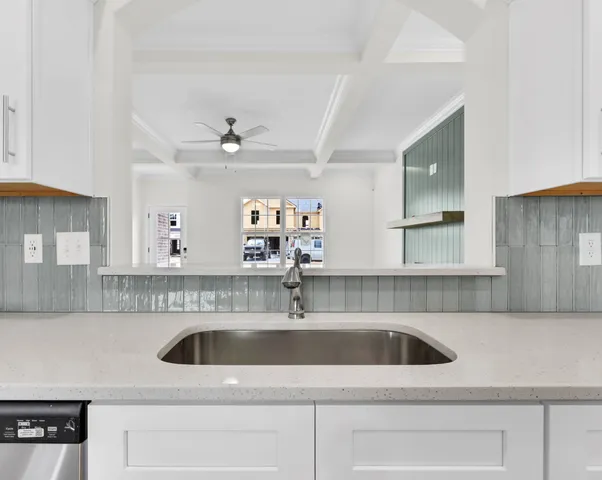 $444,900 | 365 Kingland Lane, Clarksville, TN 37043