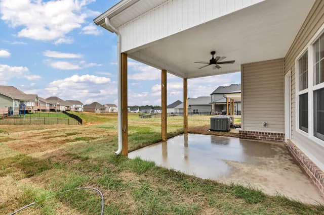 $444,900 | 365 Kingland Lane, Clarksville, TN 37043